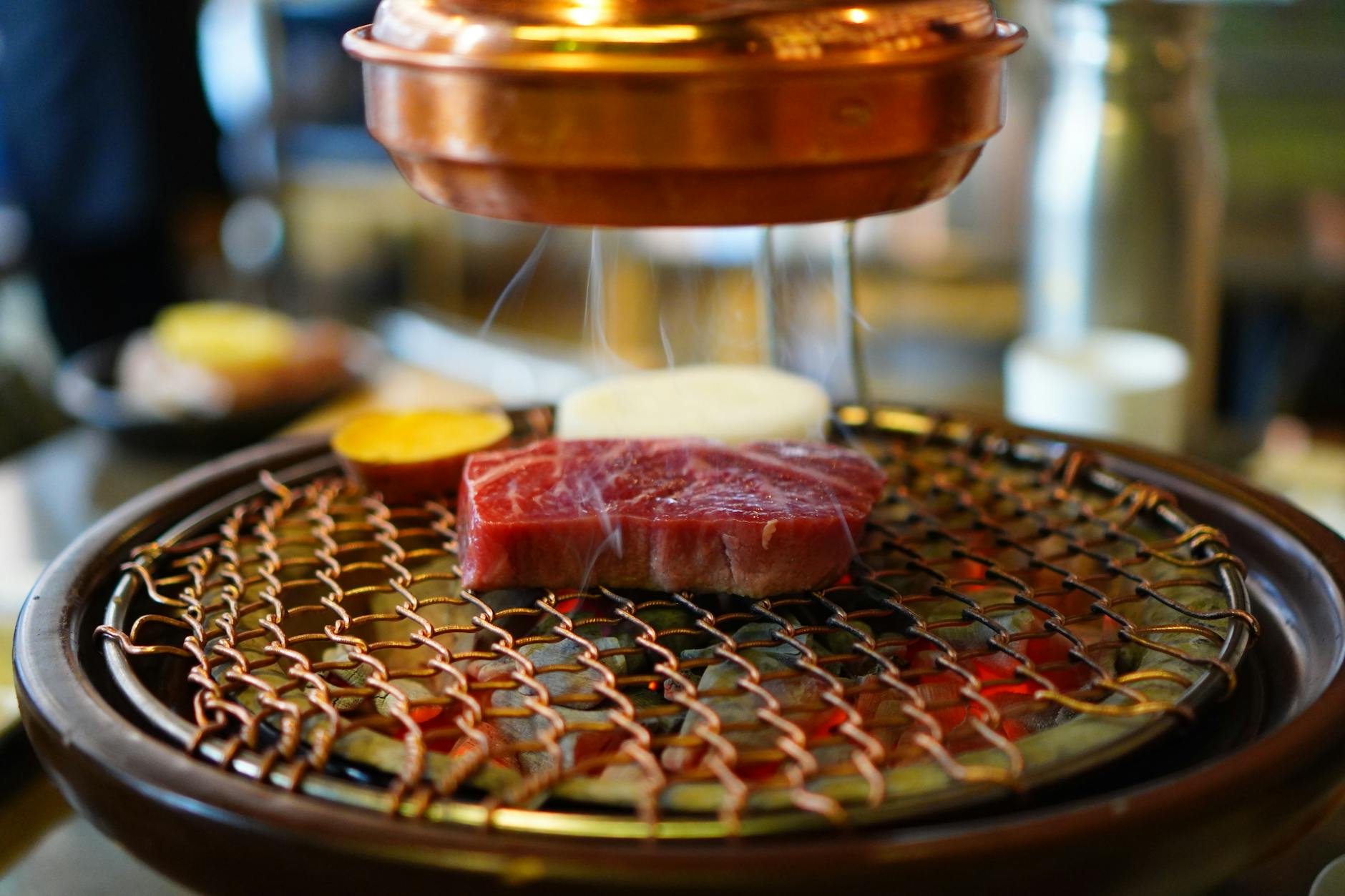 沖縄ホルモン文化を知る旅｜栄町・あぐー豚ホルモンをレンタカーで食べ歩き【2026年版】